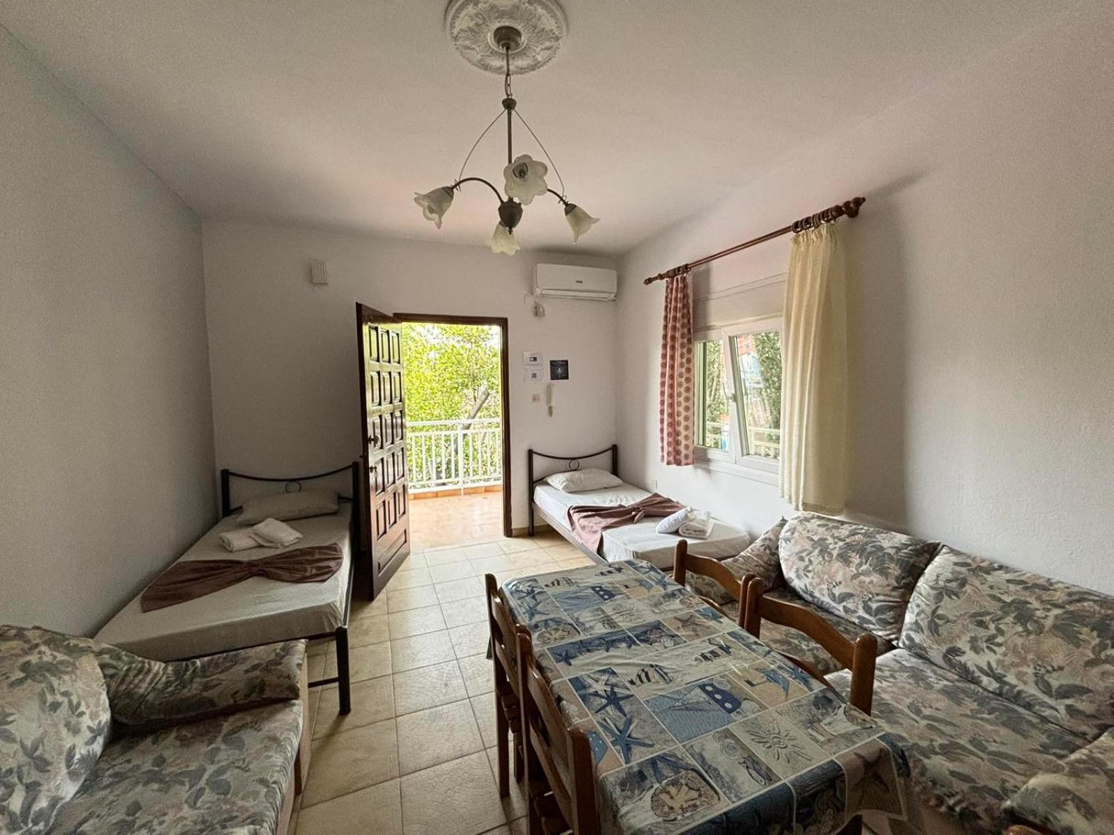Vrasná Island Apartments מראה חיצוני תמונה